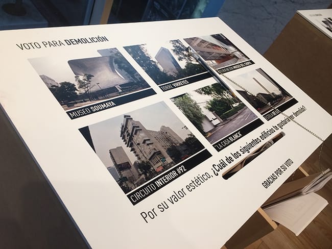 La ciudad está allá afuera